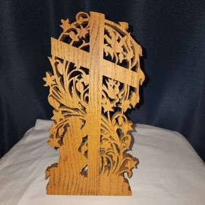 Inspirational Christian Solid Red Oak wall Plaque of Cross at Calvary scene